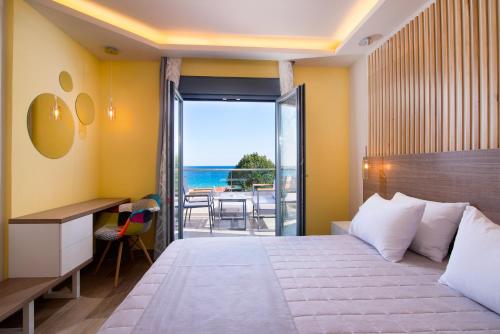 Semiramis Luxury Suites