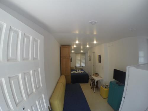 1 double bed, 1 twin bed, 2 sofa beds
