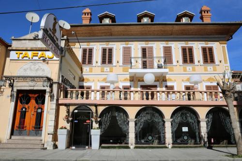 Hotel Villa Tafaj, Tirana (photo 6)