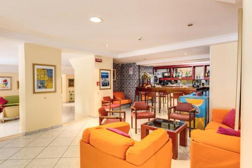 Marina Club Hotel in Cellole
