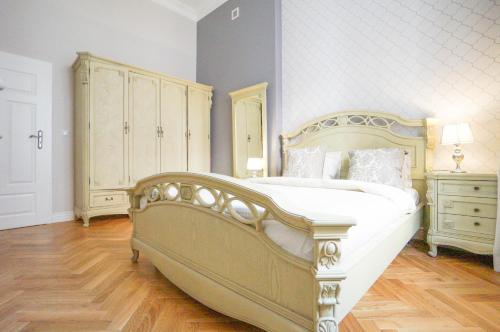 AAA STAY Premium Apartments Old Town Warsaw 4