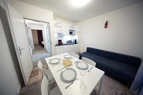Cozy Studio (102) close to Cornavin Train Station, Ginevra (foto 8)