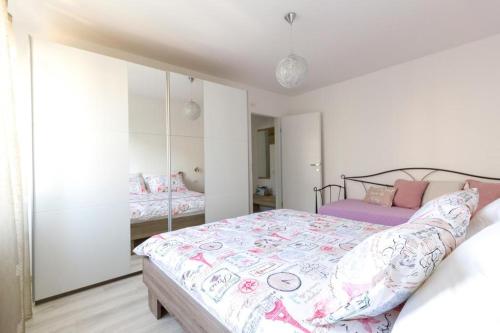 Apartments with WiFi Split - 14594, Spalato (Split) (foto 6)