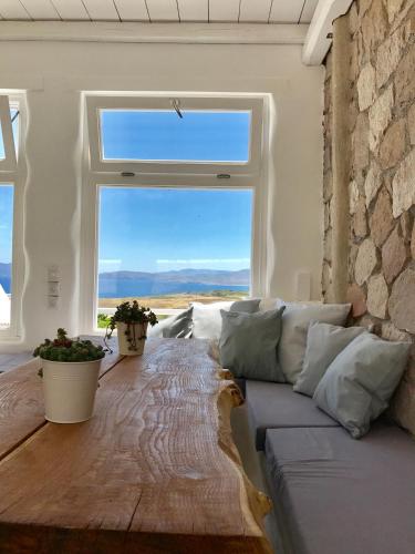 Milo Milo Suites in Milos Island