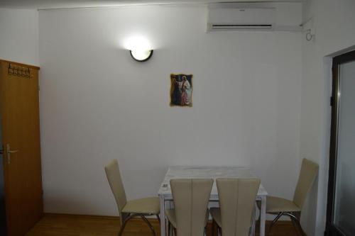 Pansion Modana Medjugorje - image 2