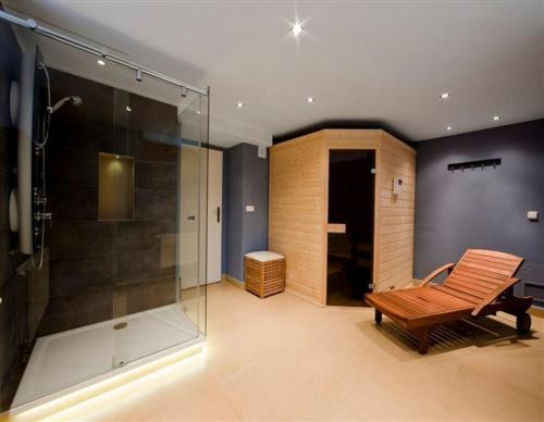 Zuhanyzó, Penzion Blanko in Nova Bystrice