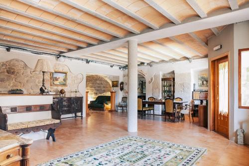 Étterem, Vila Caelus masia boutique in Rubio
