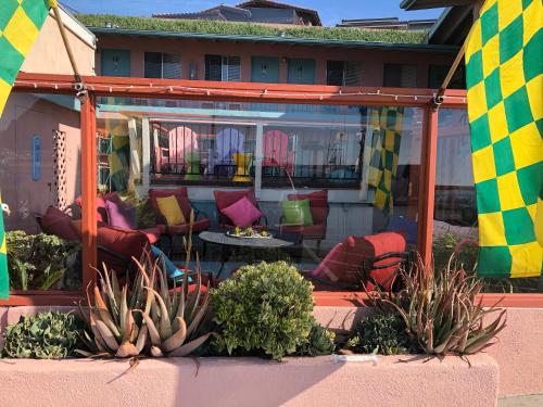 Bayfront Inn in Baía do Morro (CA)
