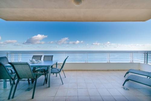 Seafront Apartments Sliema by Buena Vista 4