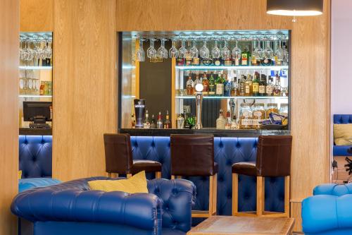 Carlton Hotel - image 13