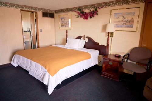 South Wind Inn Stop at South Wind Inn to discover the wonders of Liberal (KS). The property offers guests a range of services and amenities designed to provide comfort and convenience. Service-minded staff will welc