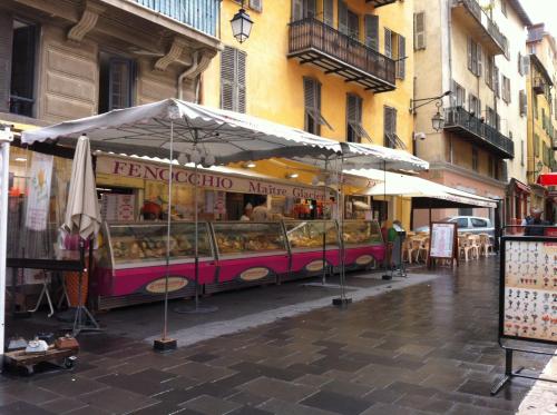 COLONNA - Best place in Nice Old Town - image 8