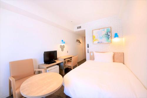 HOTEL PLUMM (ホテル プラム)特別オファー　デザイナー　セミダブルルーム　禁煙