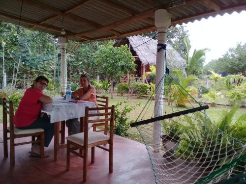 Kilátás, Village Garden Inn in Parasangaswewa