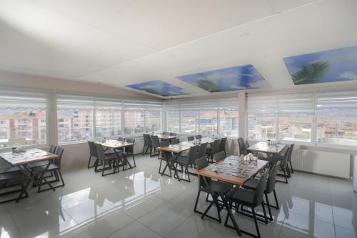 Restaurant, Grand Dost Hotel in Osmancık