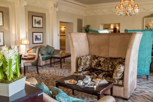 Паб/Коктейль-бар, Old Swan Hotel in Херрогейт