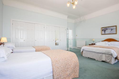 The Queens Hotel - image 35
