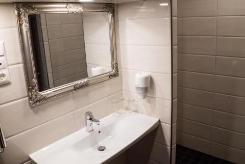 Aleksandri Guesthouse - image 4