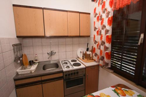 Apartment Fish - image 7