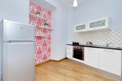 Cozy Tritone - My Extra Home - image 6