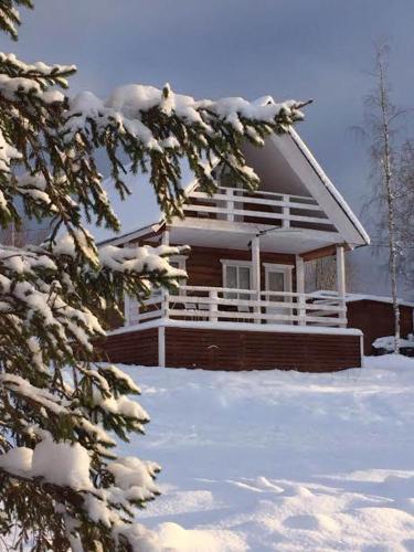 Uksovo Cottages photo