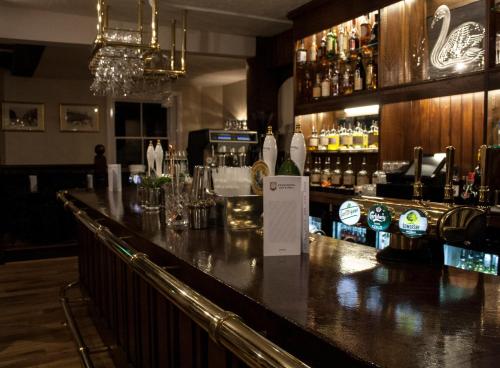 The Swan Hotel Bar and Grill 3