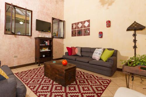 

Classy Colonial Flat in the heart of Antigua