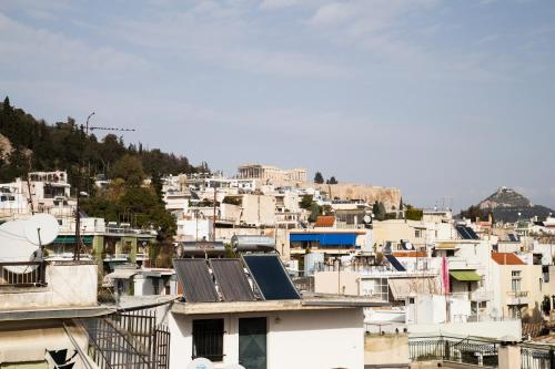 BRAND NEW 2018 LUXURY APARTMENT 10' MINUTES WALK FROM ACROPOLIS AND 6 FROM METRO, Athens (photo 2)