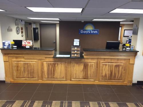 Days Inn by Wyndham Bismarck