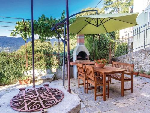 Apartments with a parking space Kastav Opatija - 13568