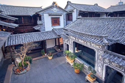 . Shaxi Aoding Courtyard