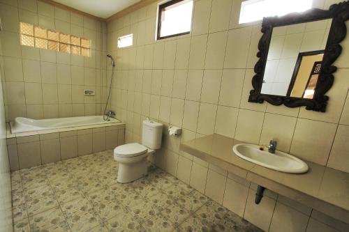 room detail thumbnail 2