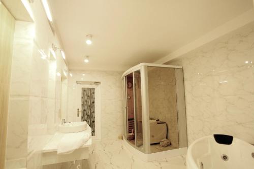Nhat Minh Hotel 5