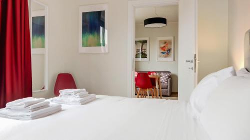 Italianway-Bergonzoli Place - image 5