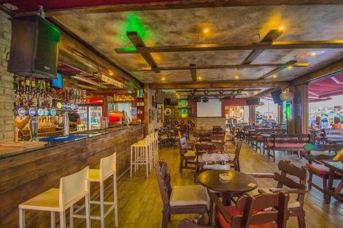 Windmills Hotel Apartments - image 8