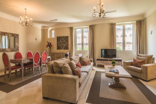 Puerta Principe Luxury Apartments 3