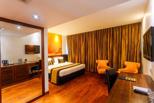 Double or twin room, deluxe