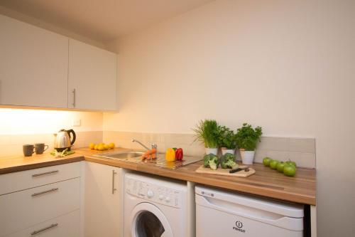 DPV - Above Bar Street Apartments - image 11