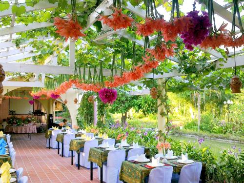 Business center, Ekman Garden Resort in Sichon