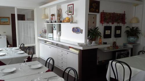 Restaurante, Villa Aurea in Pozzallo