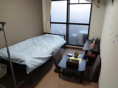 Guest House Zwell Hakata Yakuin305 - image 5