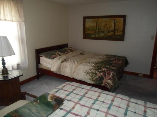 Fishing Creek Lodge Bed & Breakfast - image 2