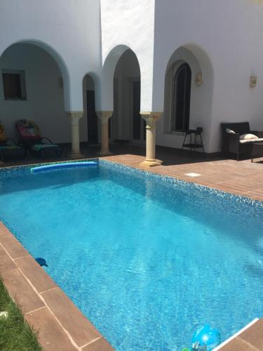 مسبح, Villa avec piscine in أغير