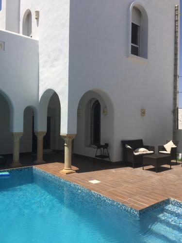 Villa avec piscine in أغير