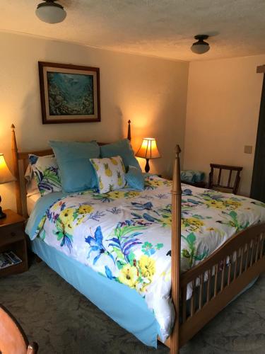 Double Room with Patio room in Hale Maluhia Country Inn
