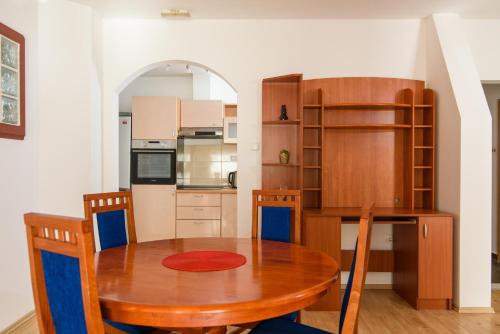 Apartments Sofija - image 4