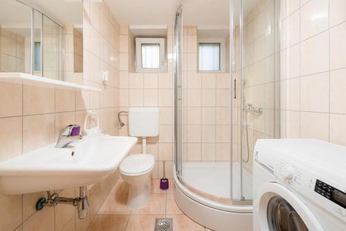 Apartments with WiFi Split - 6971 - image 3