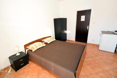 Double Room with Terrace image 2