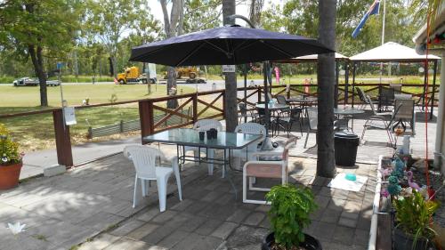 Colosseum Creek Motel and Roadhouse