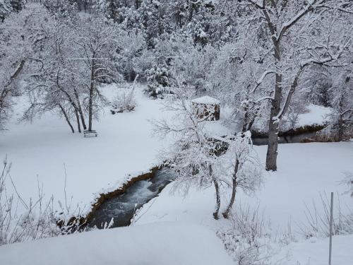 River Falls Lodging -Black Hills, South Dakota